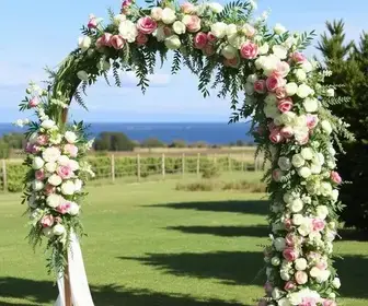 Ideias de arco floral para casamento: lista prática para organizar sem complicação